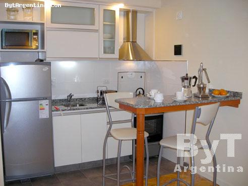 Dining Area & Kitchen