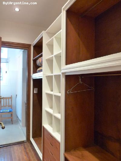 walk-in-closet