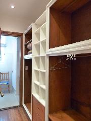 walk-in-closet